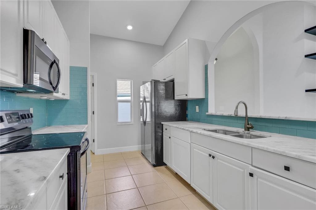 2232 Summersweet DR photo 12 of 43