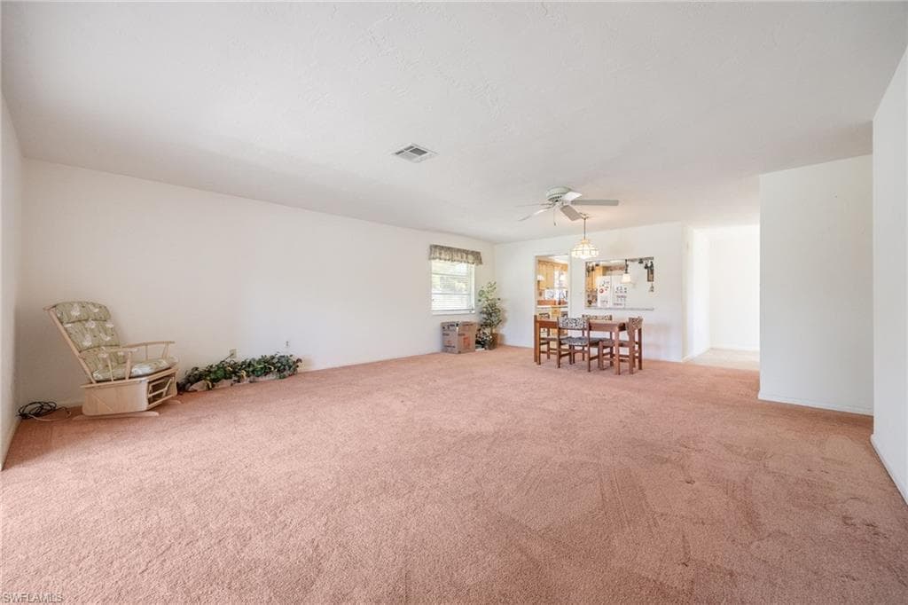 5585 Hamlet LN photo 19 of 50