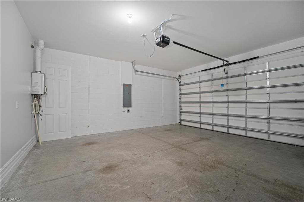 16947 Hawk CT photo 25 of 31