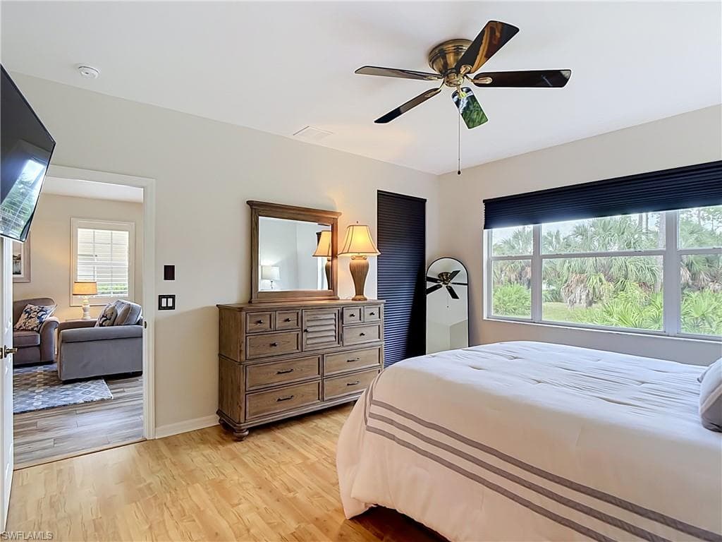 20071 Seagrove ST 1001 photo 23 of 48