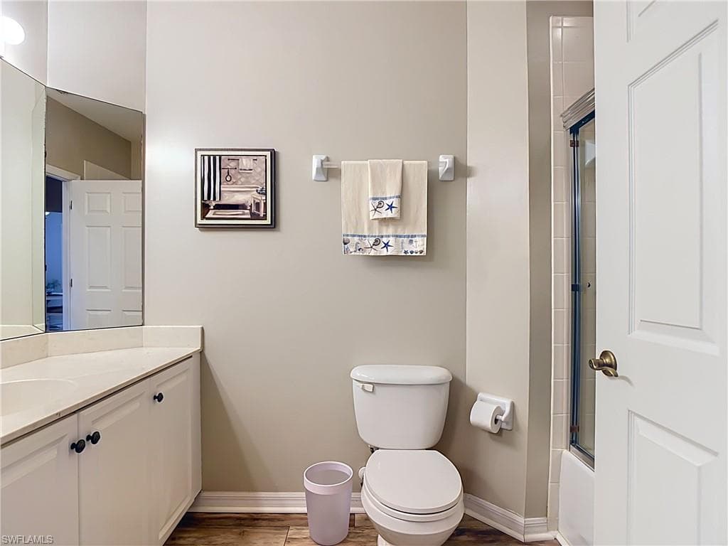 20071 Seagrove ST 1001 photo 32 of 48