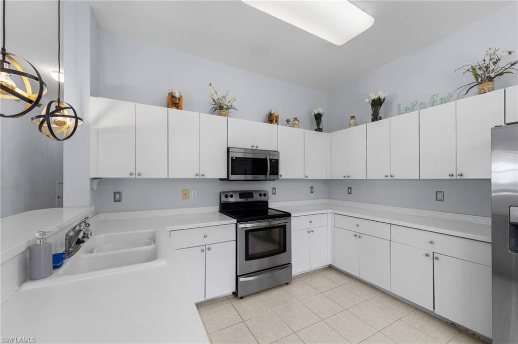 2727 Blue Cypress Lake CT photo 11 of 50