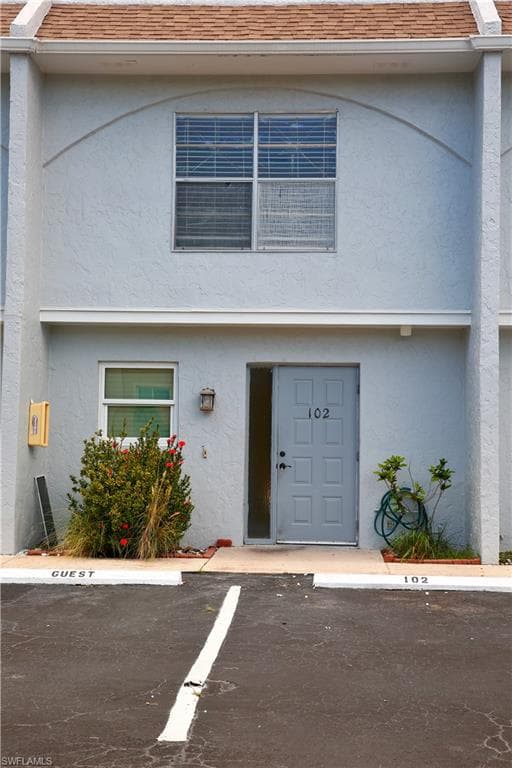 1123 SW 48th TER 102 photo 1 of 28
