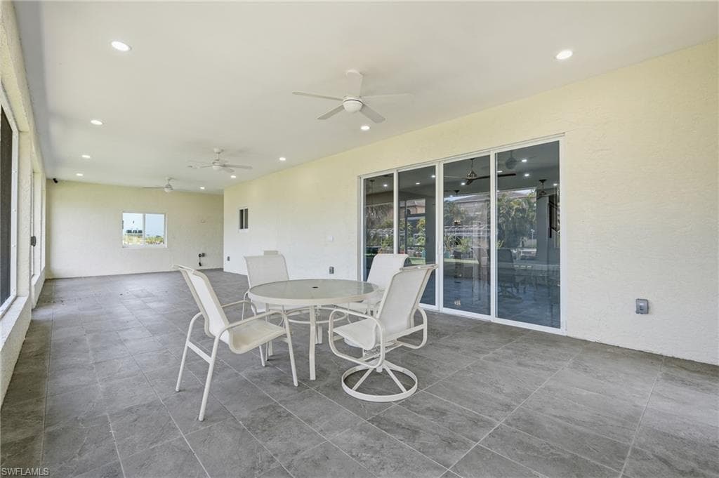 4837 Tarpon AVE photo 40 of 47