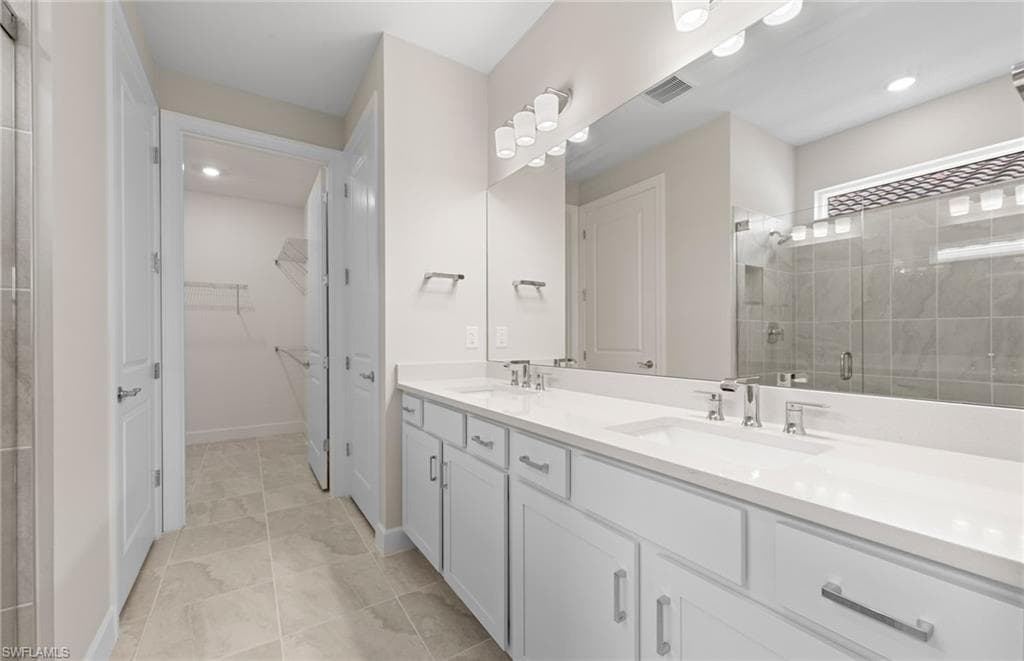 Owners Bath
