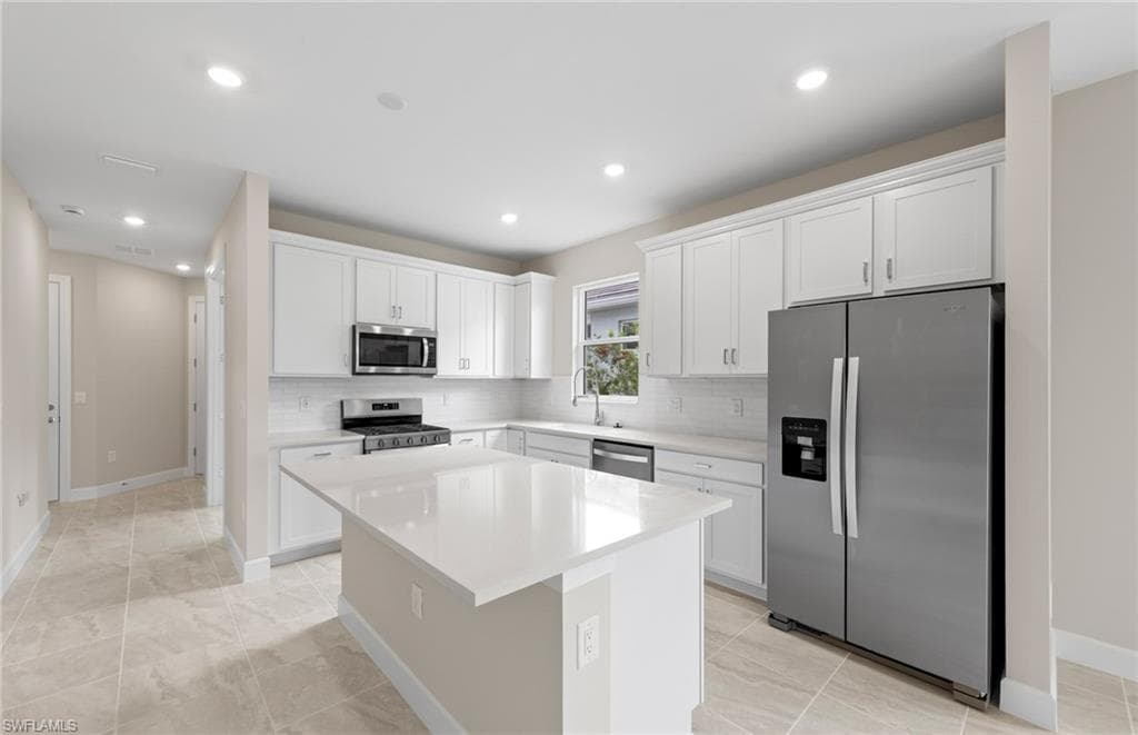 7148 Chapel Creek LN photo 12 of 50