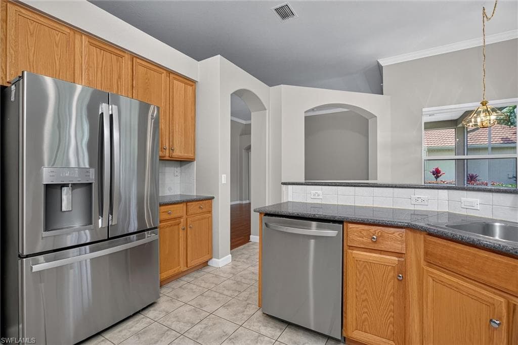 13716 Magnolia Lake CT photo 18 of 50