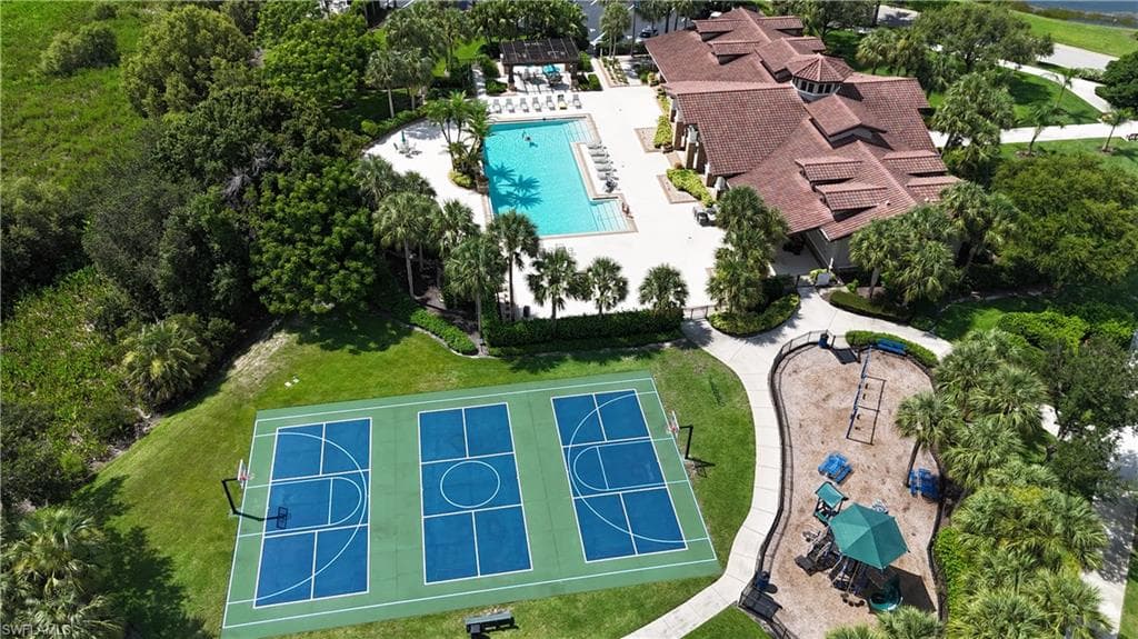 Amenity Center