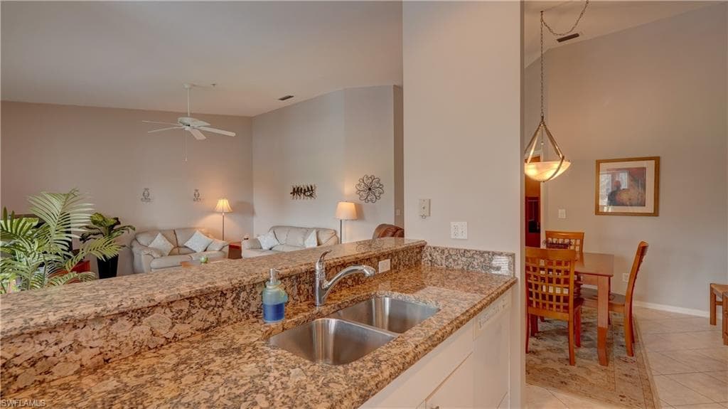 8083 Queen Palm LN 424 photo 23 of 43