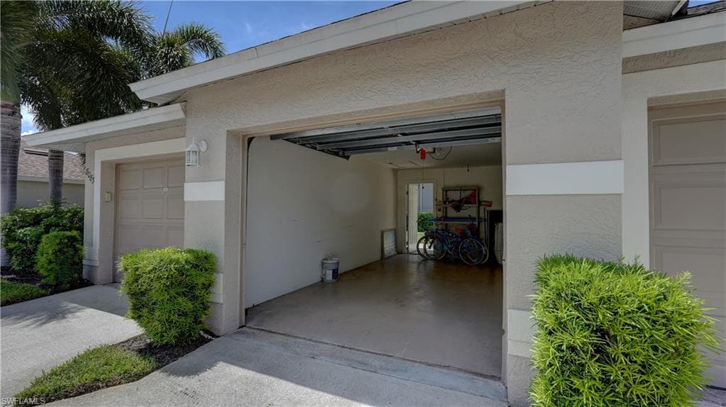 8083 Queen Palm LN 424 photo 34 of 43
