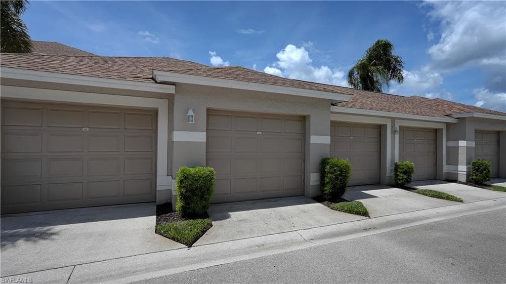 8083 Queen Palm LN 424 photo 31 of 43