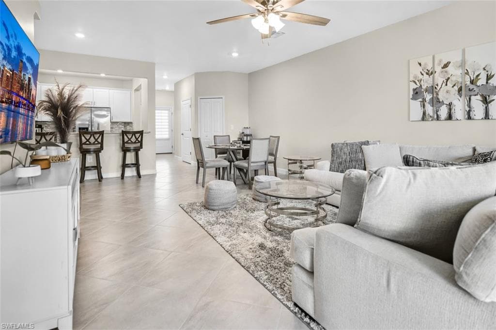 14195 Pine Lodge LN photo 11 of 45