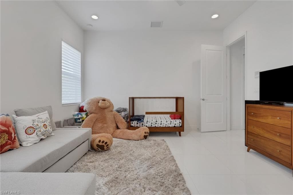 Large bedroom #2 or 2nd master suite with full bathroom and custom-built walk-in closet and its own full bathroom.