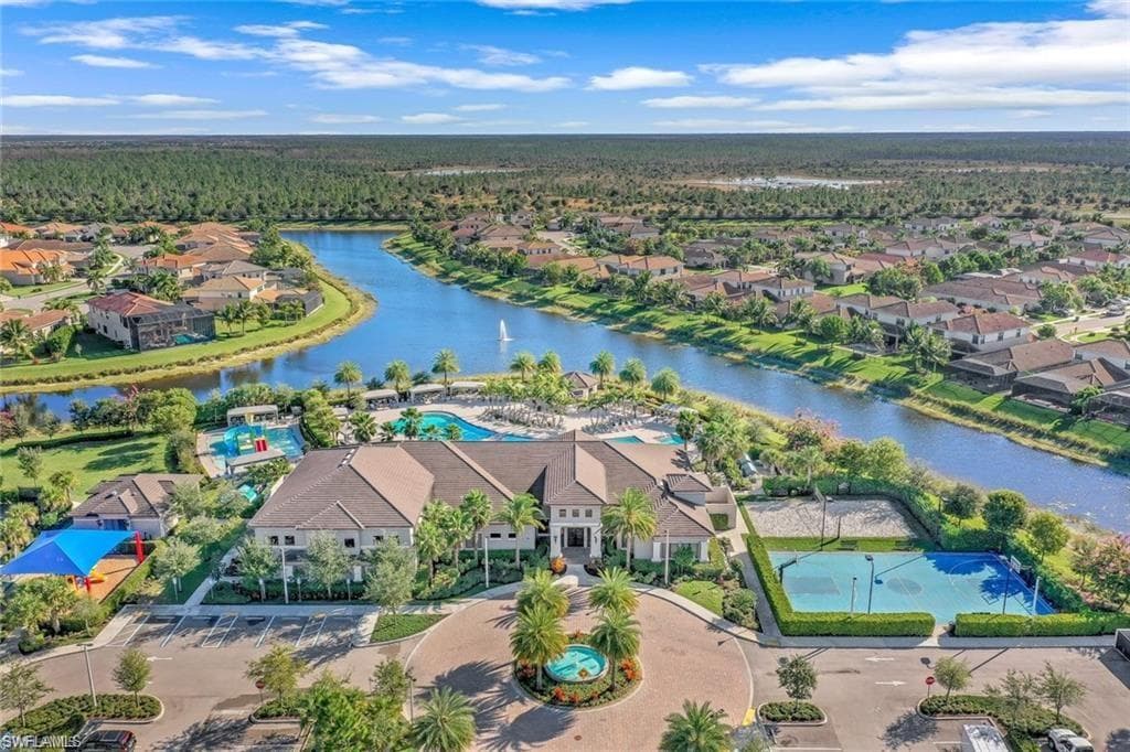 Aerial view of the clubhouse and amenities