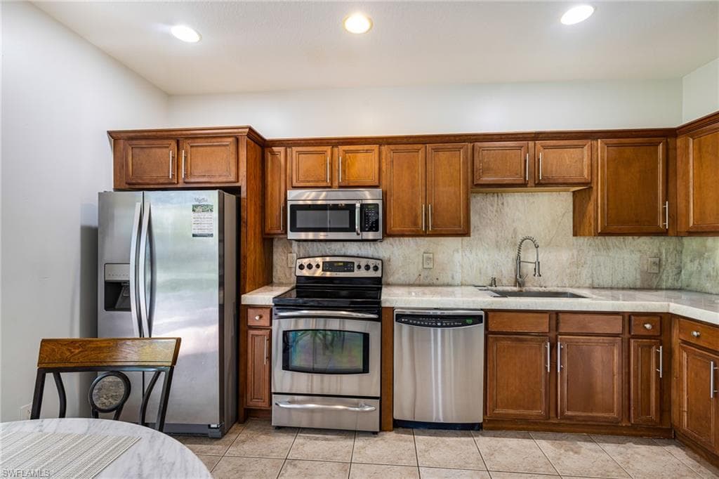 3215 Antica ST photo 9 of 46