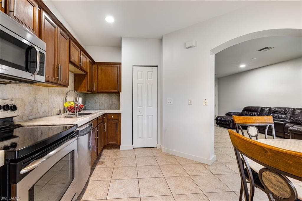 3215 Antica ST photo 11 of 46