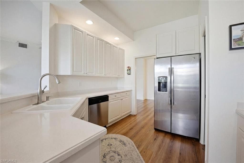 5120 Hyde Park CT 103 photo 13 of 45