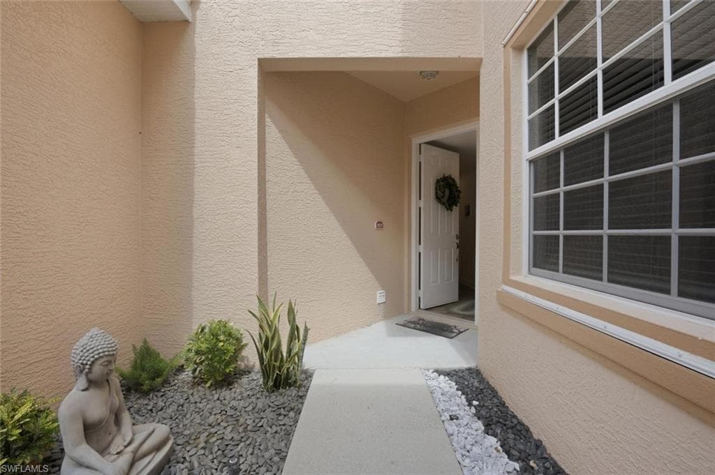 5120 Hyde Park CT 103 photo 3 of 45