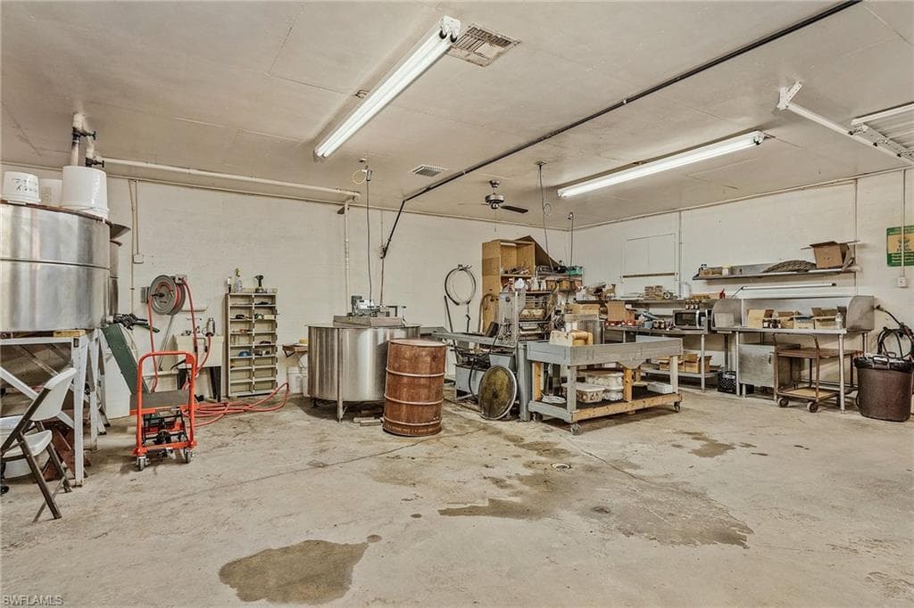 17131 Slater RD photo 10 of 47