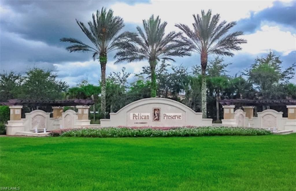 Pelican Preserve Entrance