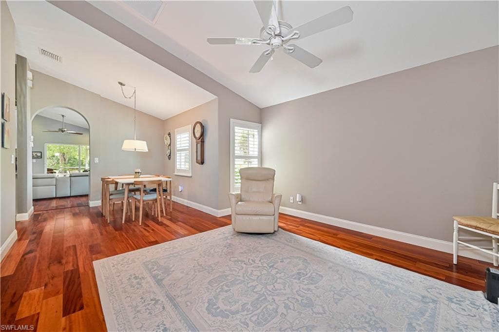15139 Ligustrum LN photo 20 of 41