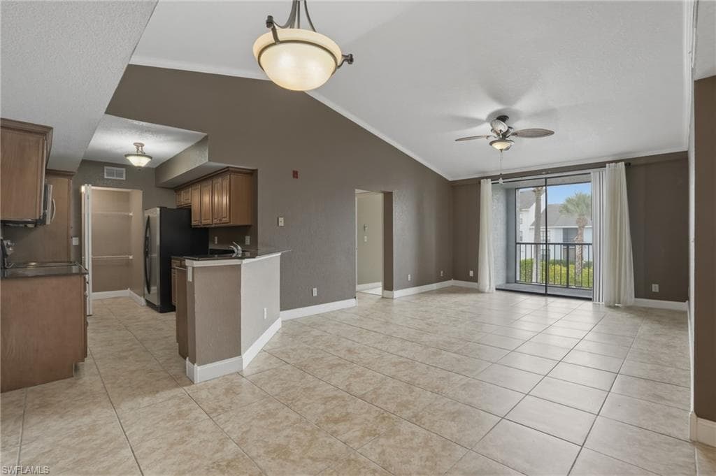 13515 Eagle Ridge DR 525 photo 11 of 47