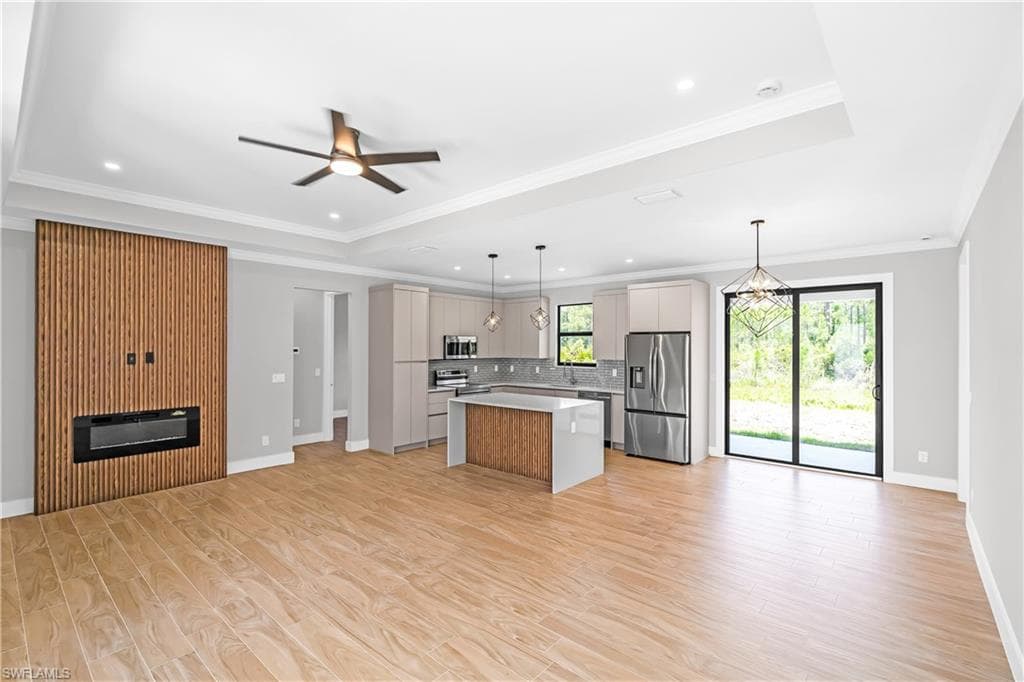 8418 Sun N Lake BLVD photo 9 of 28