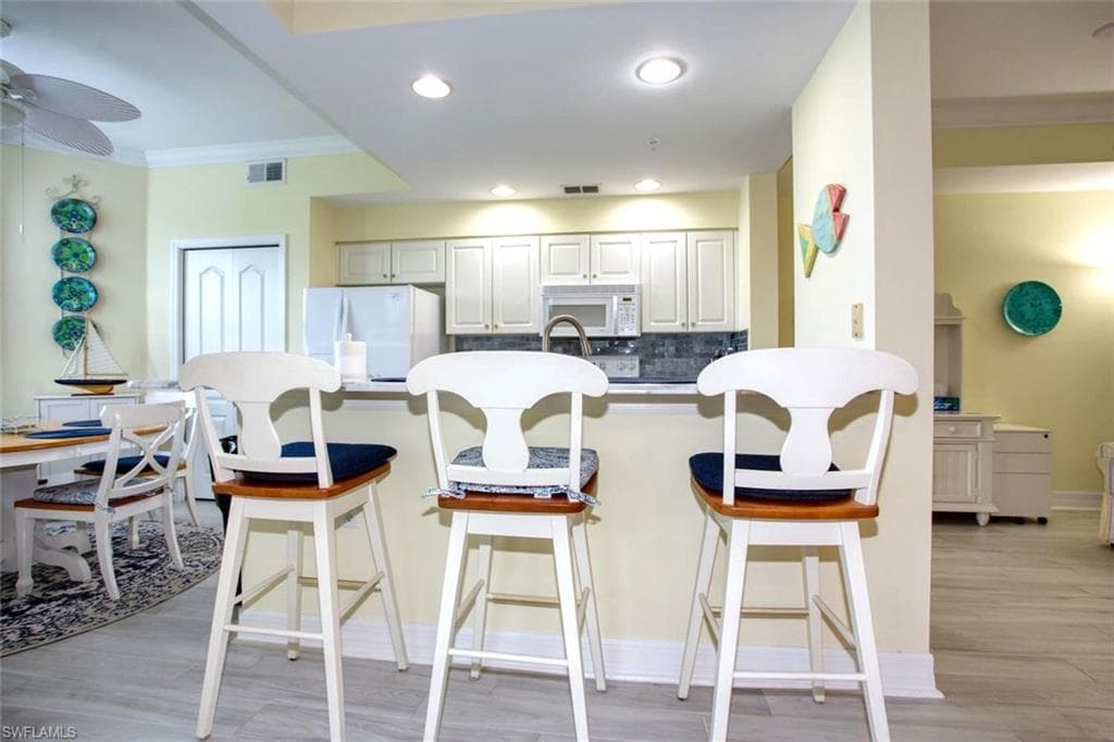 10350 Washingtonia Palm WAY 4232 photo 9 of 41