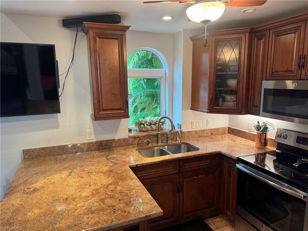 4874 Southern Breeze DR photo 5 of 13