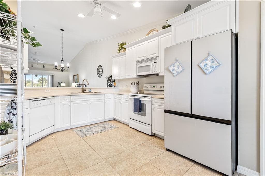 10420 Wine Palm RD 5421 photo 16 of 48