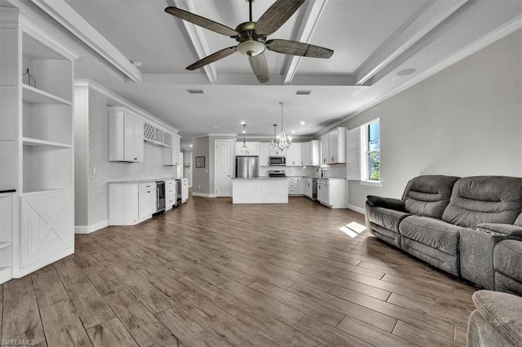 16184 Pennyroyal LN photo 6 of 43