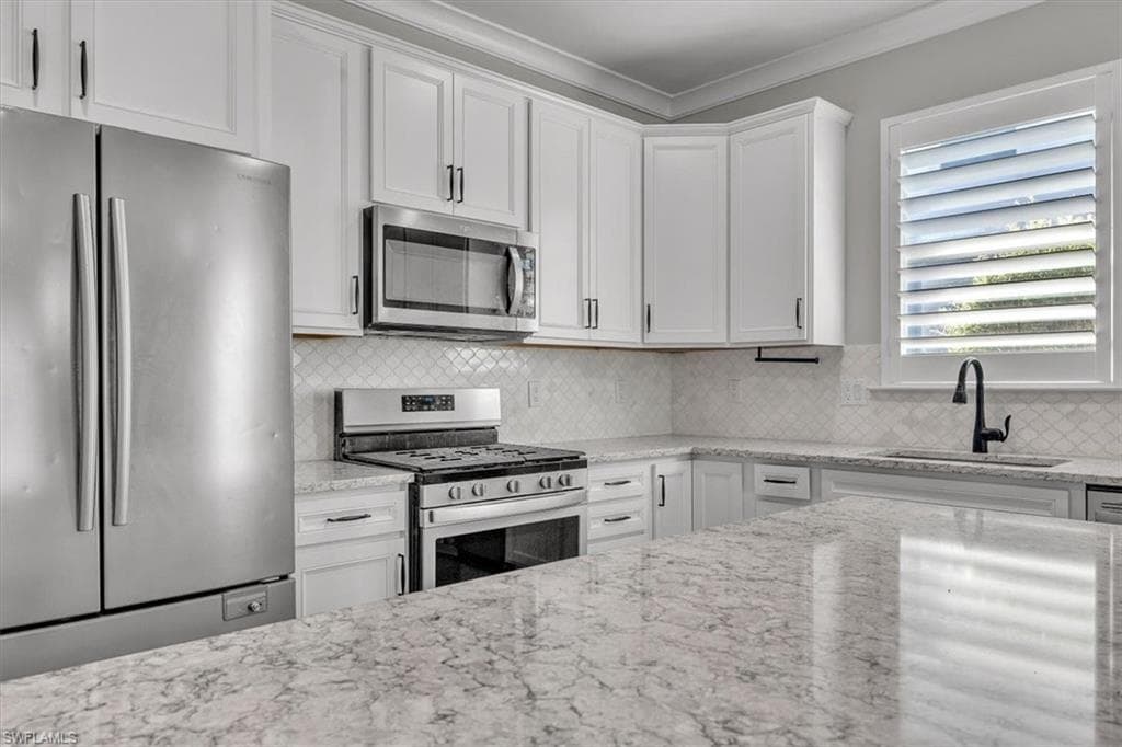 16184 Pennyroyal LN photo 13 of 43
