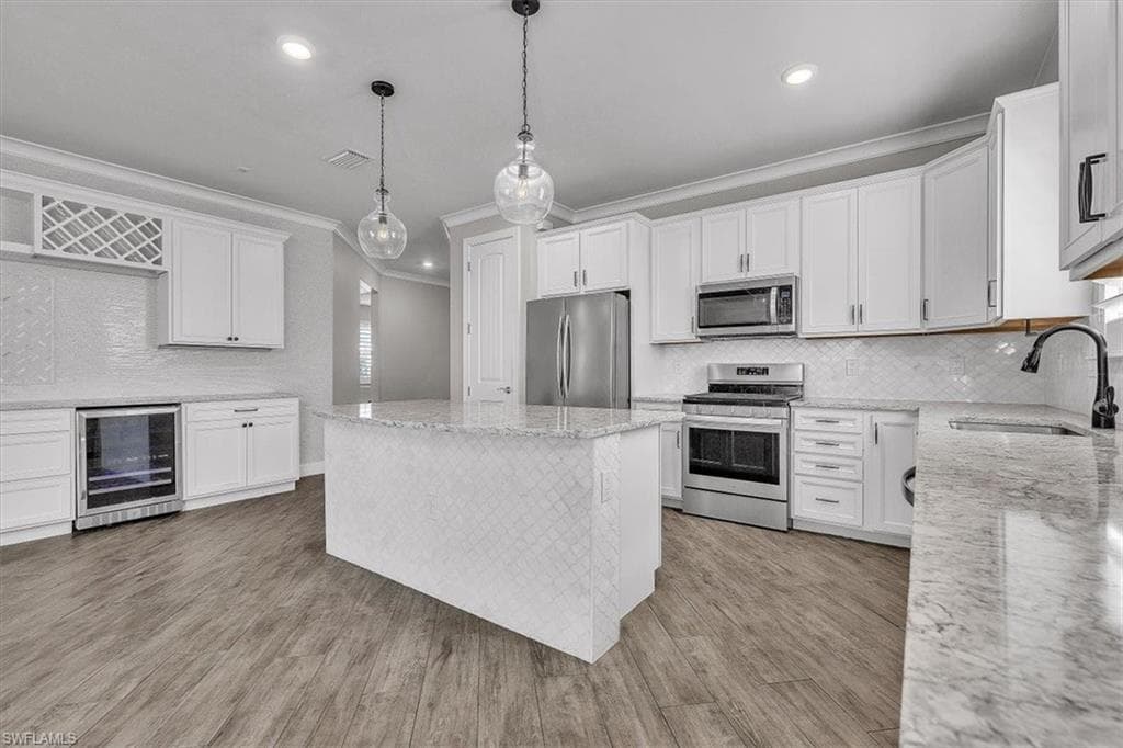 16184 Pennyroyal LN photo 11 of 43
