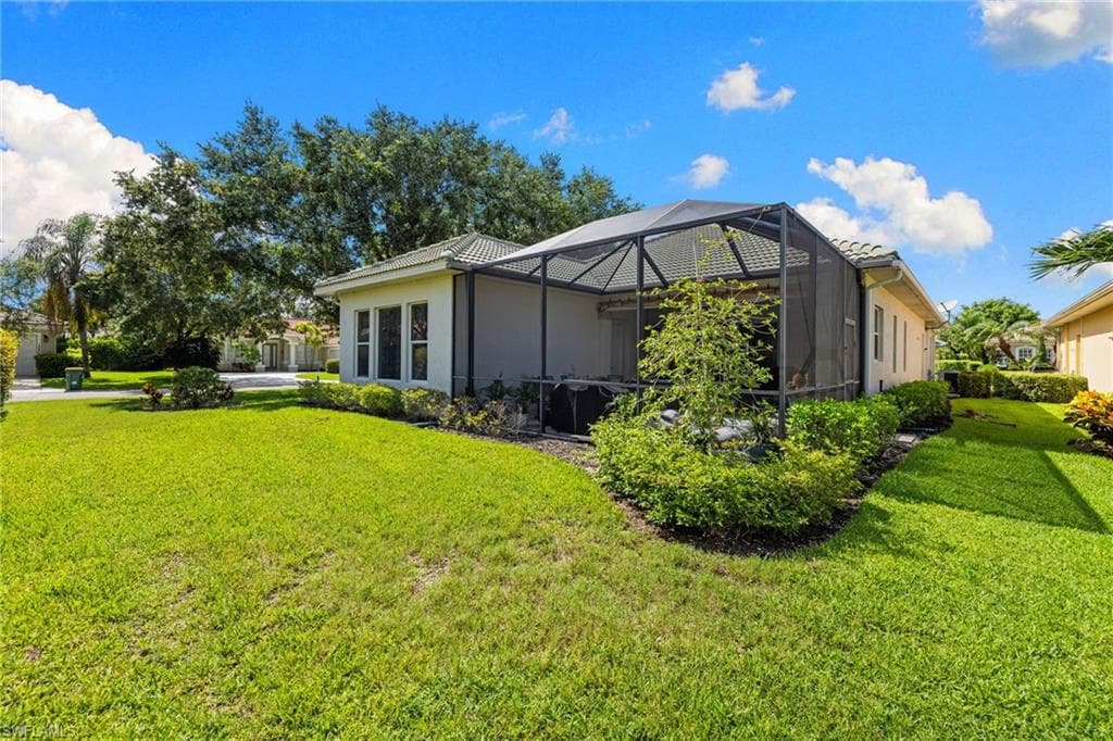 4208 Hampton LN photo 32 of 48