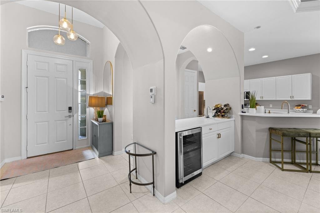 4208 Hampton LN photo 15 of 48
