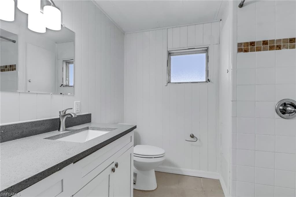 Spacious Bathroom featuring a Large, Easily Accessible Shower