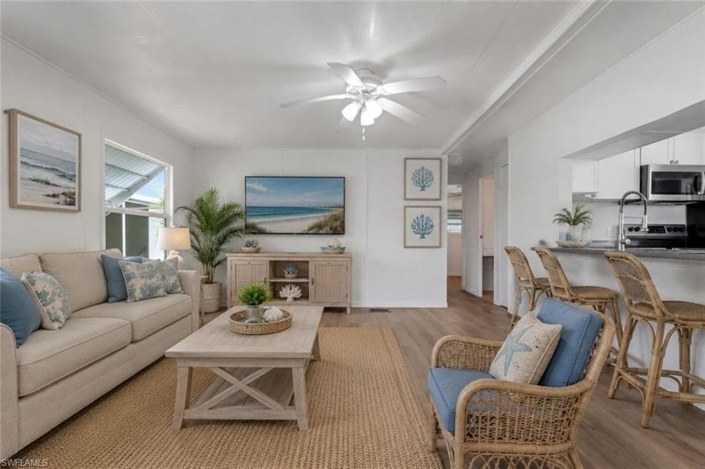 SELLER FINACING AVAILABLE - Virtually Staged Living Area