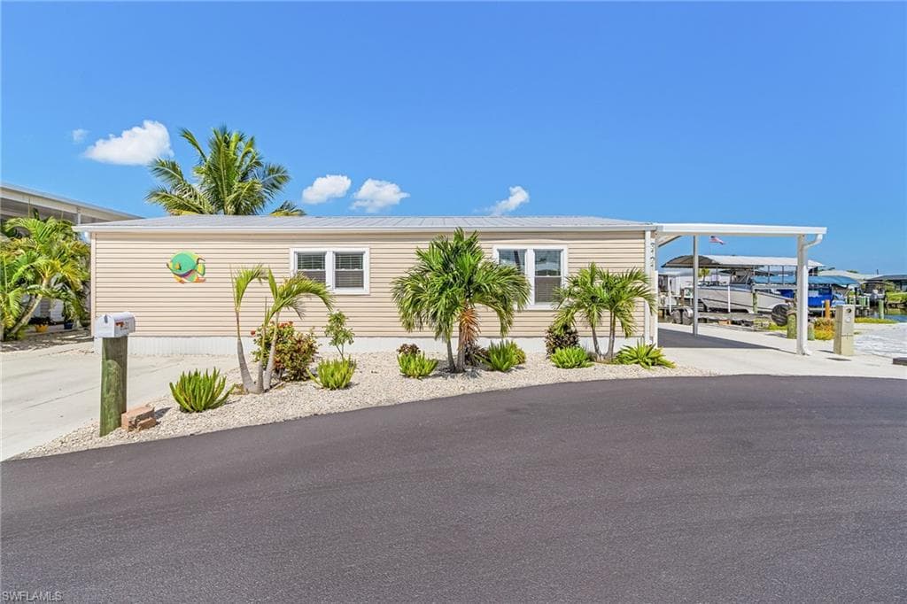 3121 Binnacle LN photo 29 of 35