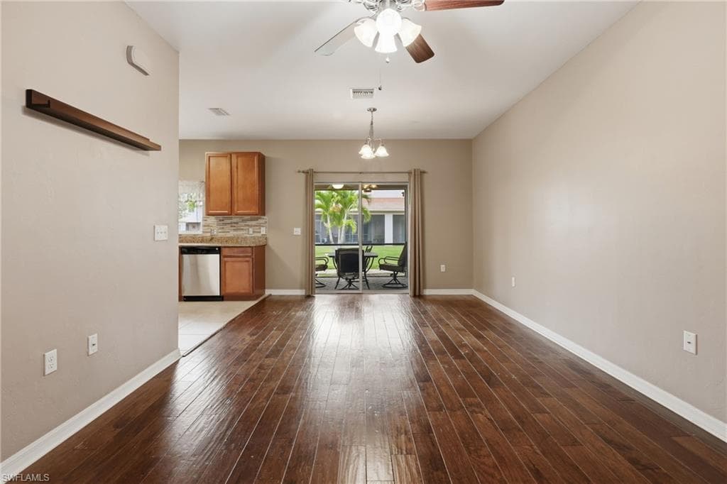 3818 Clearbrook LN photo 9 of 47