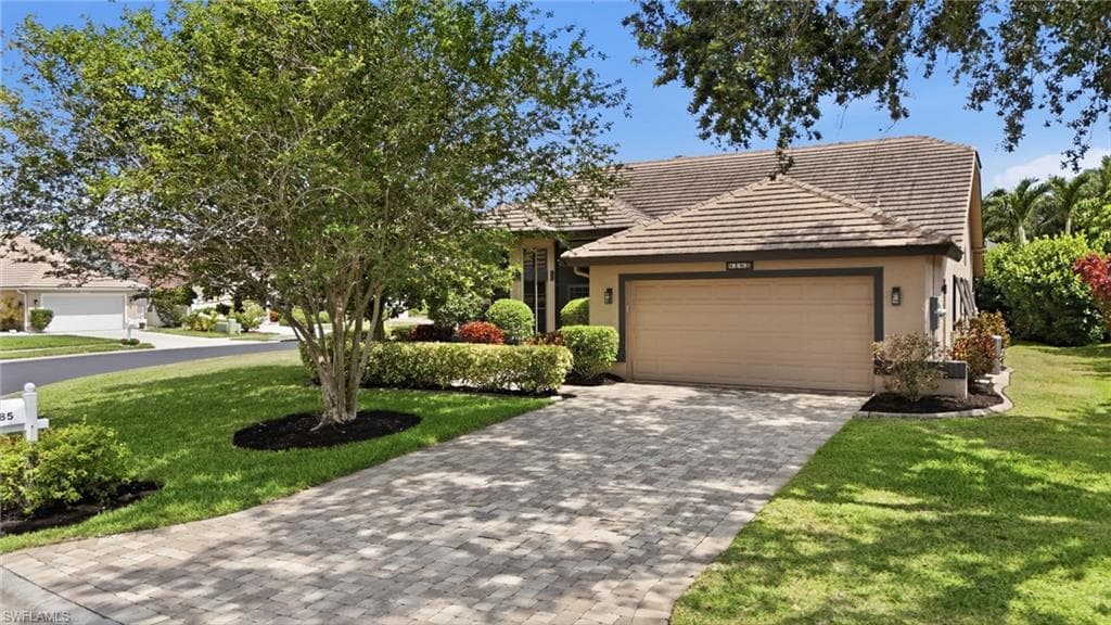8185 Breton CIR photo 33 of 49