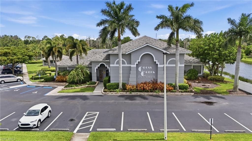 Cross Country Estates Club House
