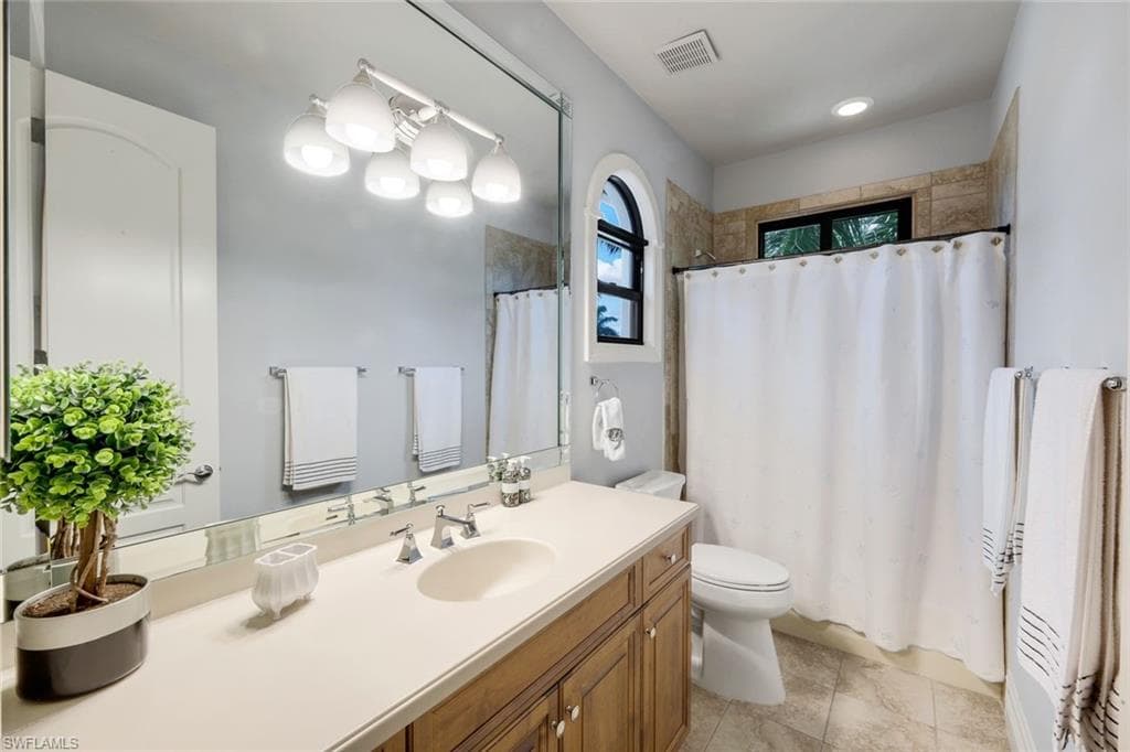 Bathroom for 3rd bedroom