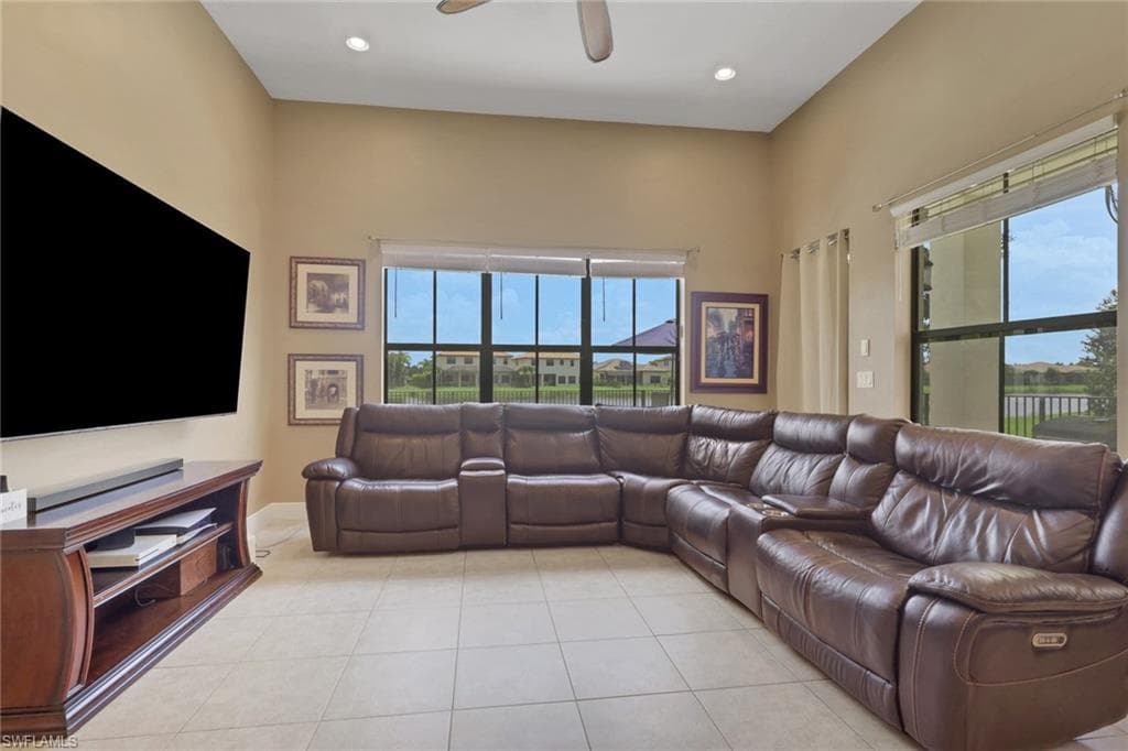 5386 Ferrari AVE photo 14 of 42