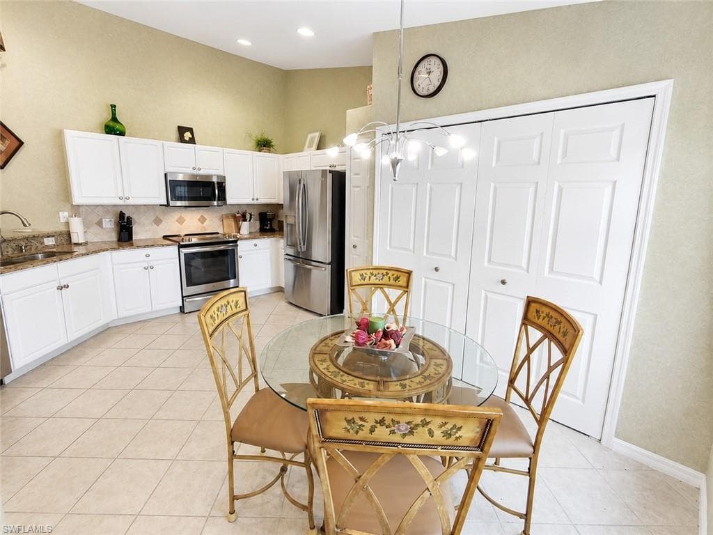 10125 Colonial Country Club BLVD 1708 photo 9 of 48