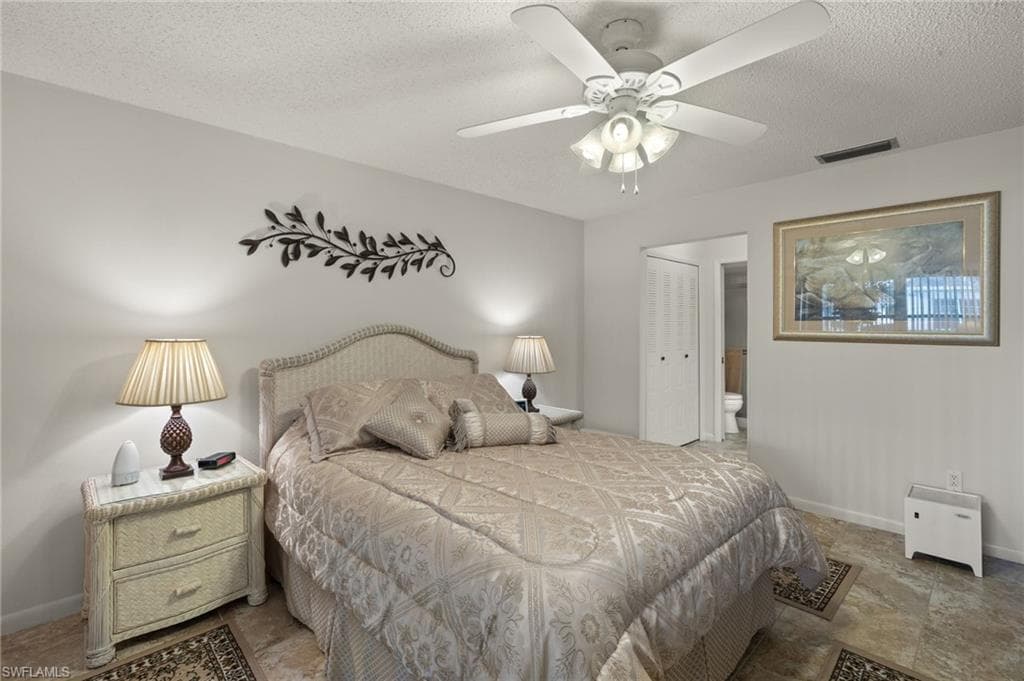 1279 Hazeltine DR photo 13 of 34