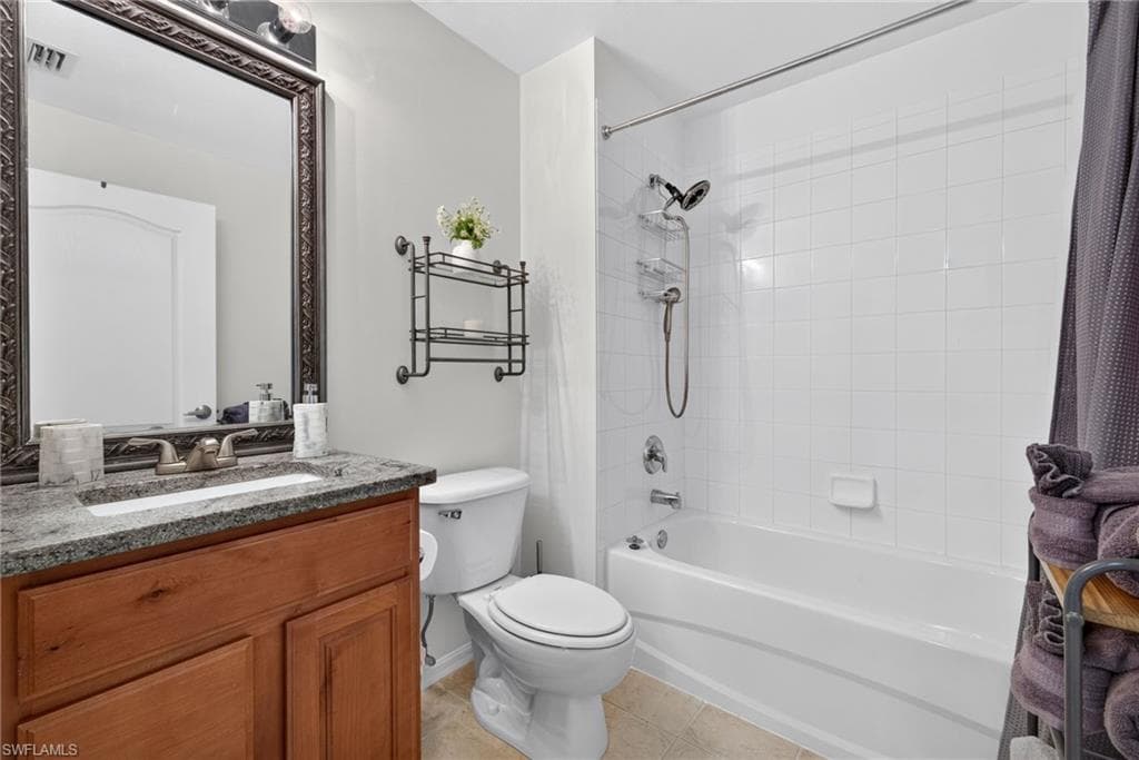 2815 Cypress Trace CIR 204 photo 21 of 44