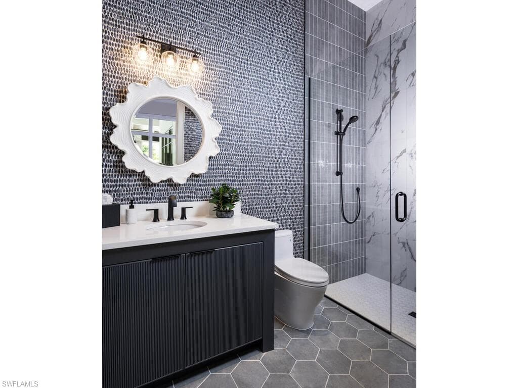 Flex Room Bath