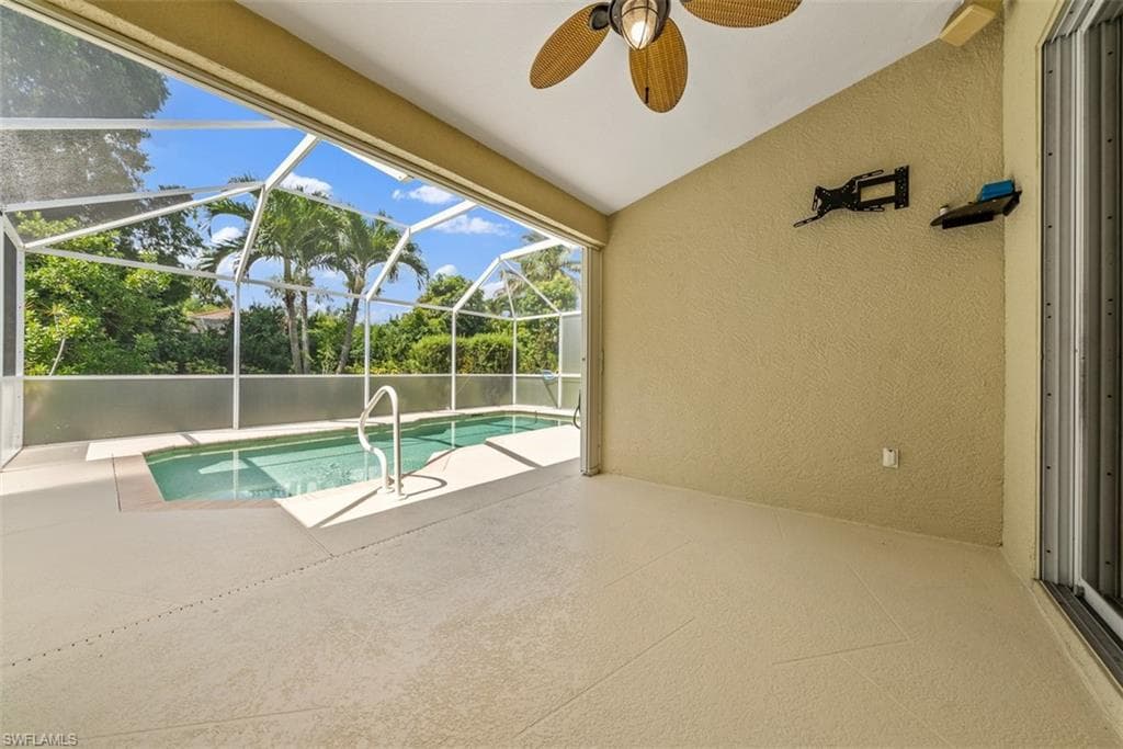 8471 Ibis Cove CIR M677 photo 26 of 28