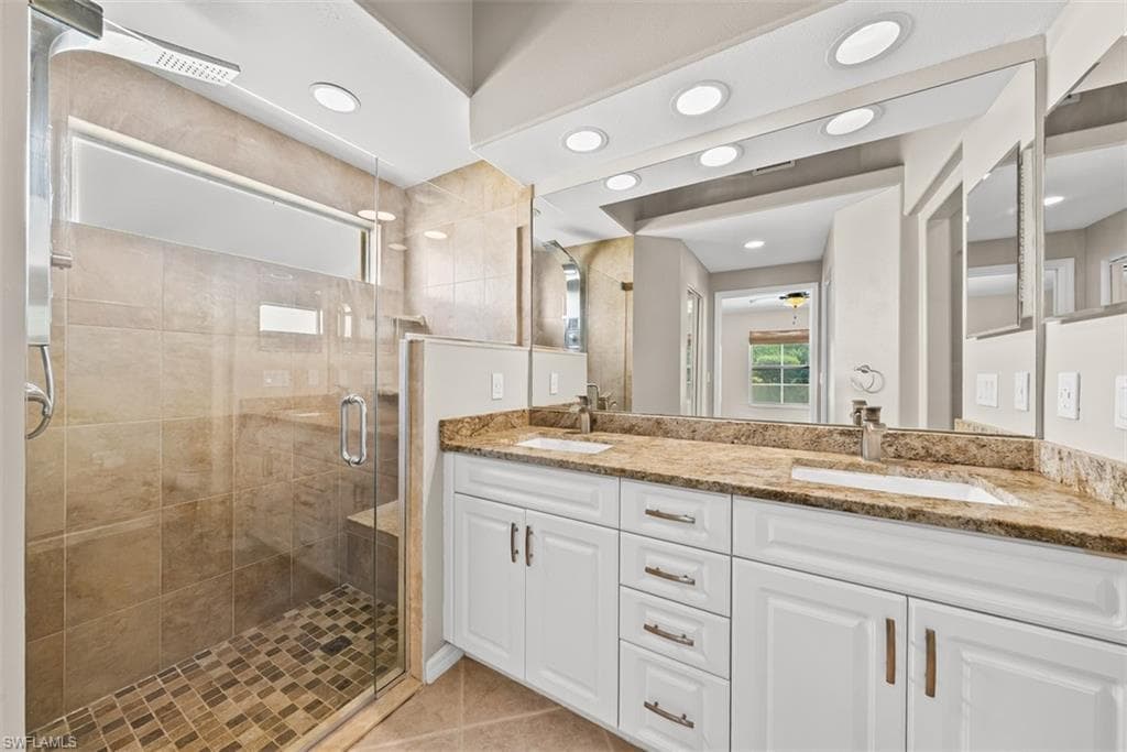 8471 Ibis Cove CIR M677 photo 20 of 28