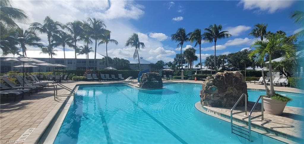 RESORT-STYLE POOL